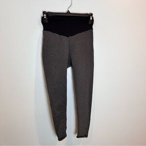 Women’s Gray Black Activewear Capri Pants Stretch Athletic Yoga Gym Wear Size M